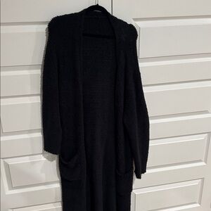 SKIMS Black Fuzzy Robe